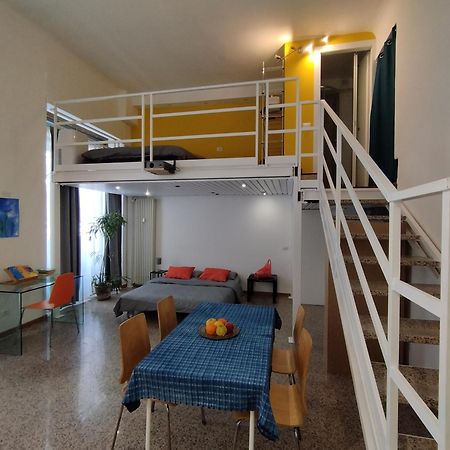 Appartamento Spazio Susa - Loft Vicino Alla Stazione M4 - Susa Milano Esterno foto